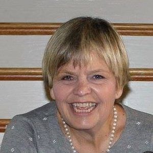 Meet your Posher, Leanne